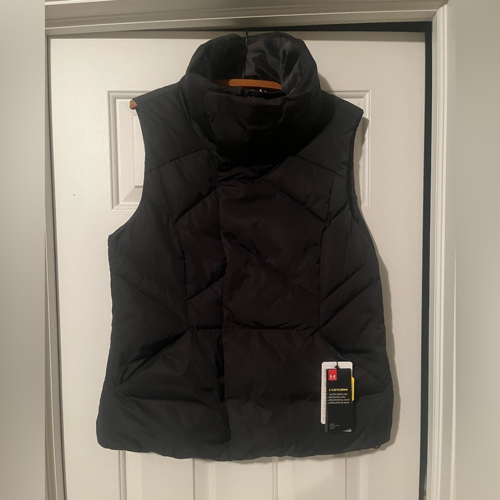 NWT Woman’s Under Armour Storm Vest